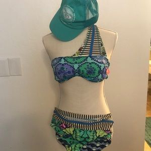 Maaji reversible Bikini!!